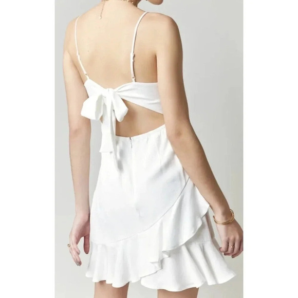 Francesca’s Wyonnah by Blue Rain Back Tie Ruffle White Mini Dress. Sz XL‎ M0262 - Picture 2 of 9